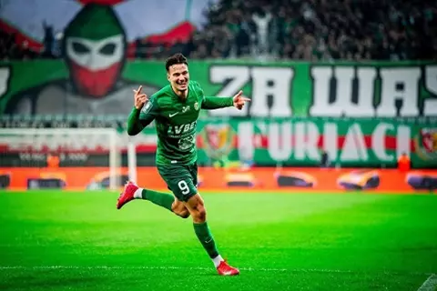 يلا كورة يكشف.. سبب تغيير وجهة أسد الحملاوي من الأهلي إلى العرض الروماني